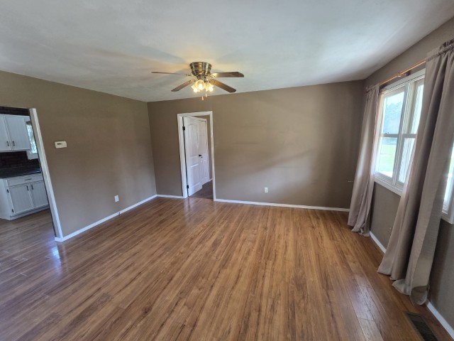 17288 N Il Highway 37 Property Photo 18