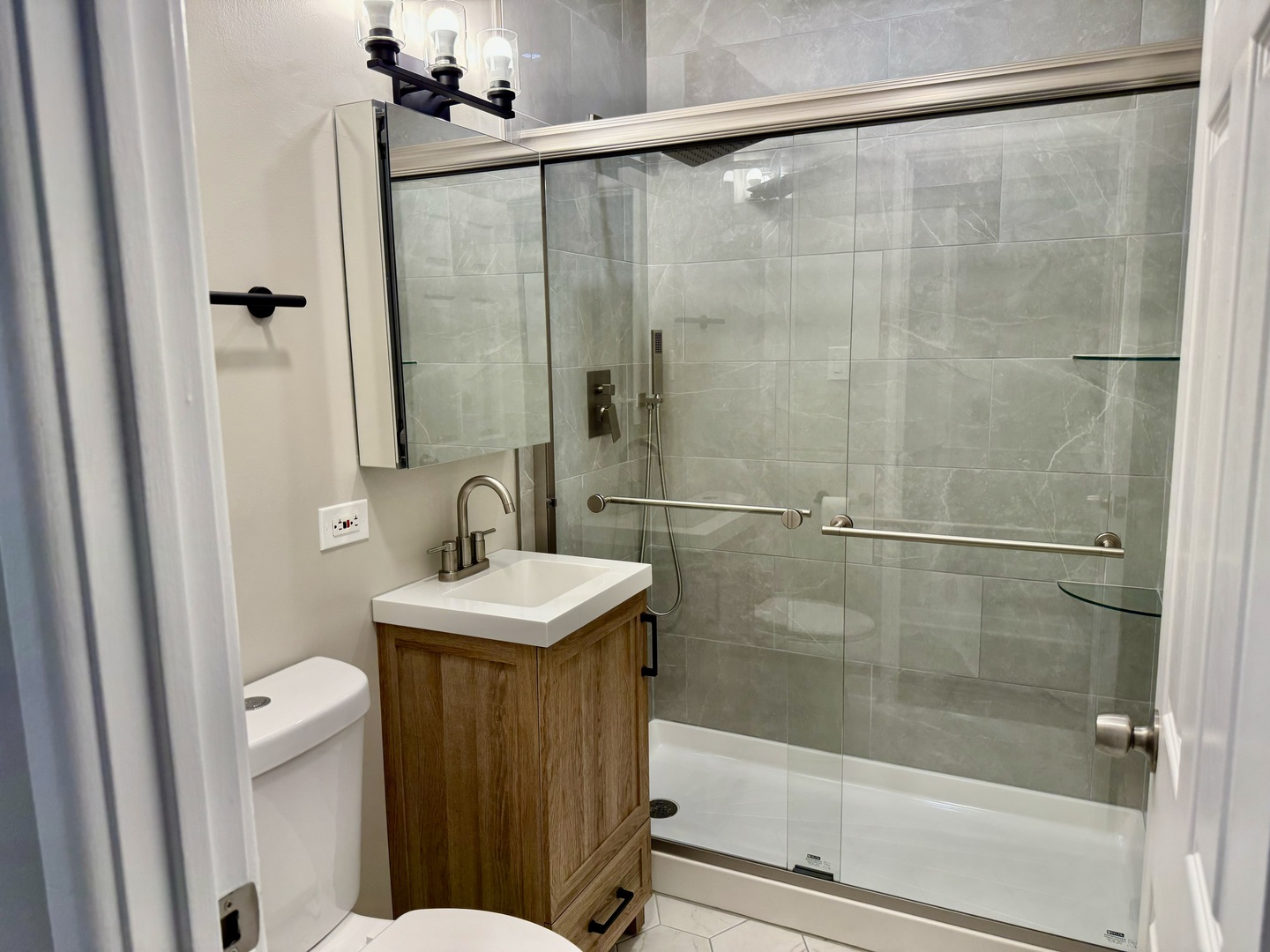 938 North Boulevard 402 Property Photo 12
