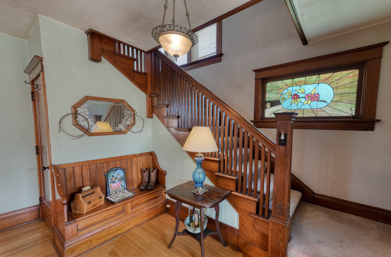 188 Peru Street Property Photo 6