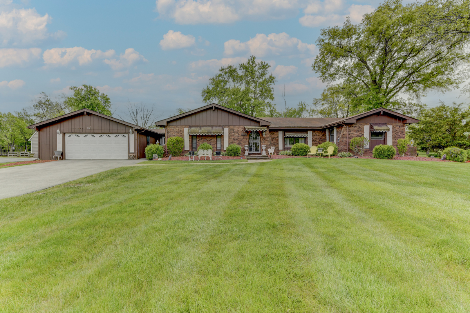 126 Denell Drive Property Photo 1