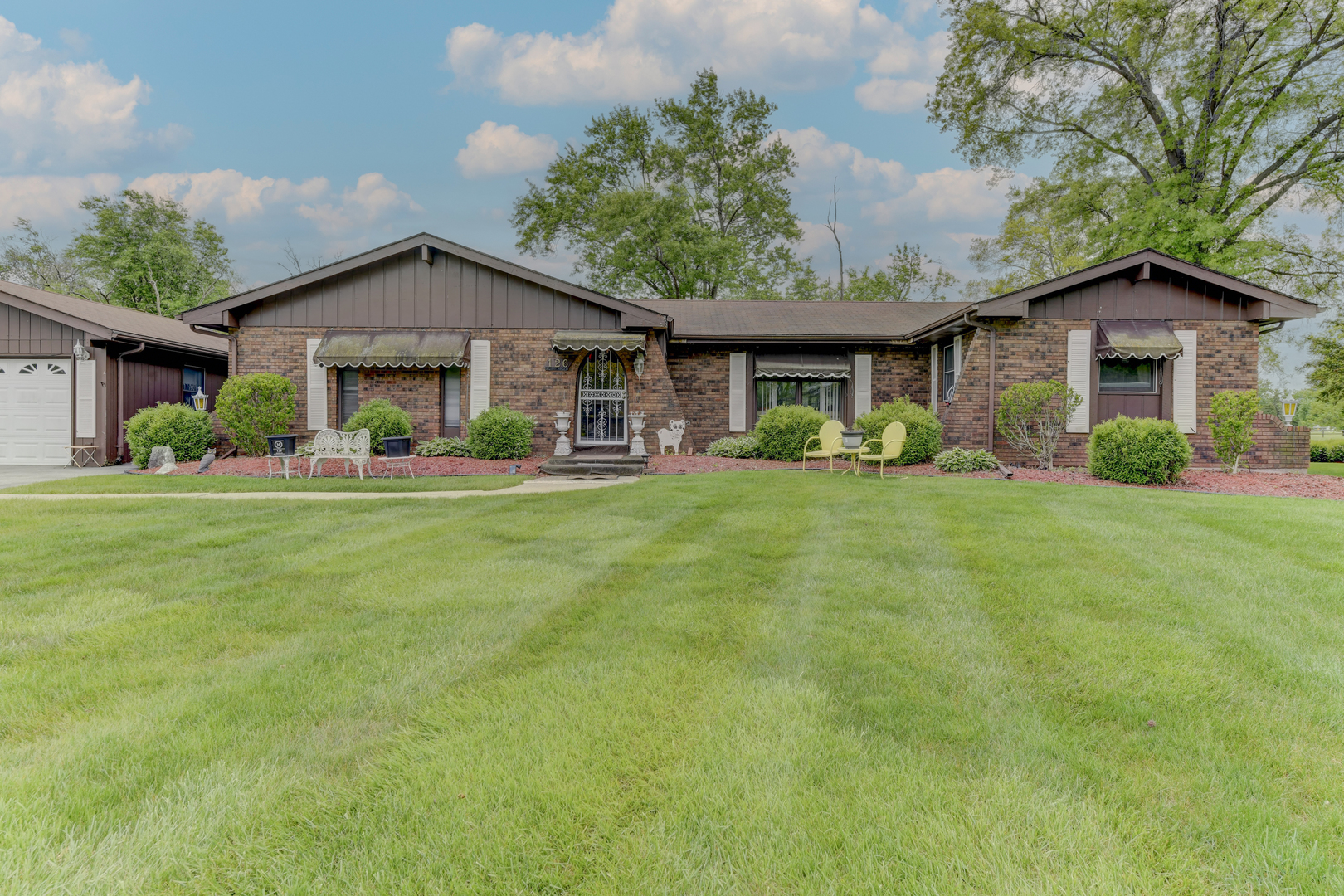 126 Denell Drive Property Photo 2