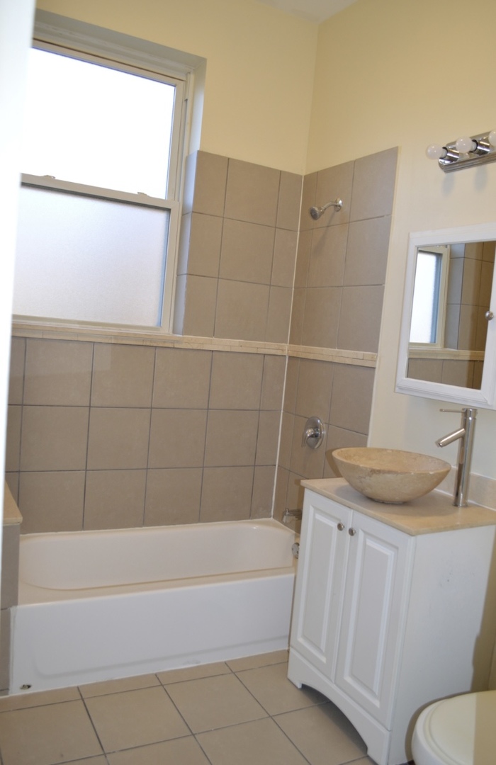 1500 S Trumbull Avenue Property Photo 5