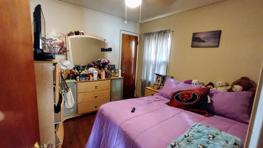 10841 S Vernon Avenue Property Photo 8