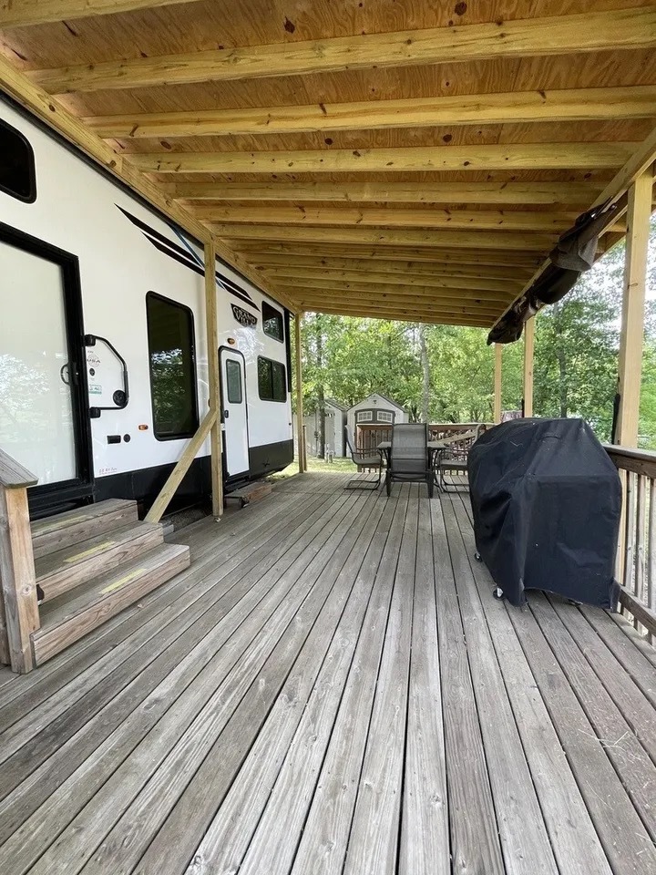 5-515 Woodhaven Lakes Property Photo 5