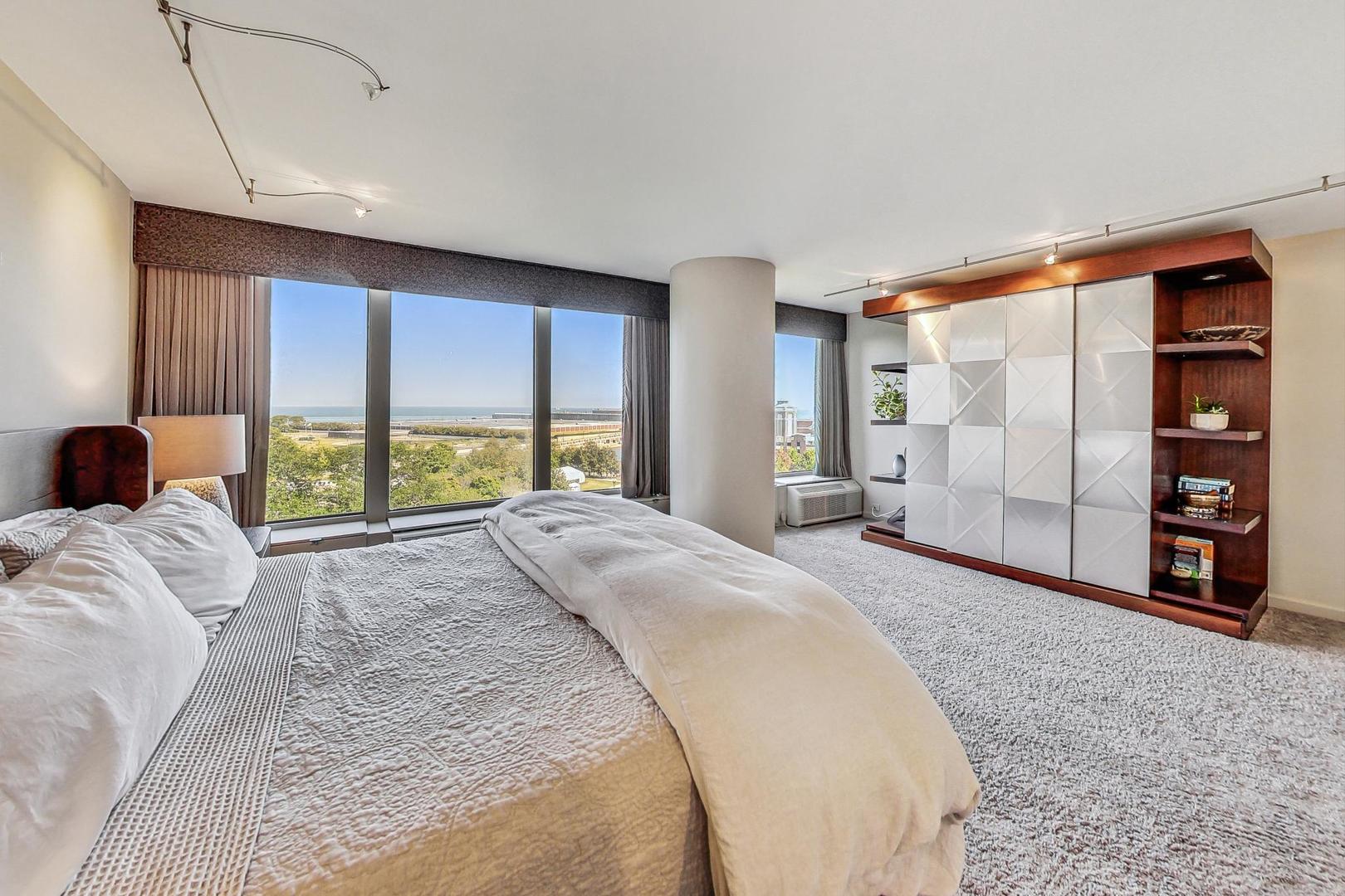 505 N Lake Shore Drive 708-709 Property Photo 31
