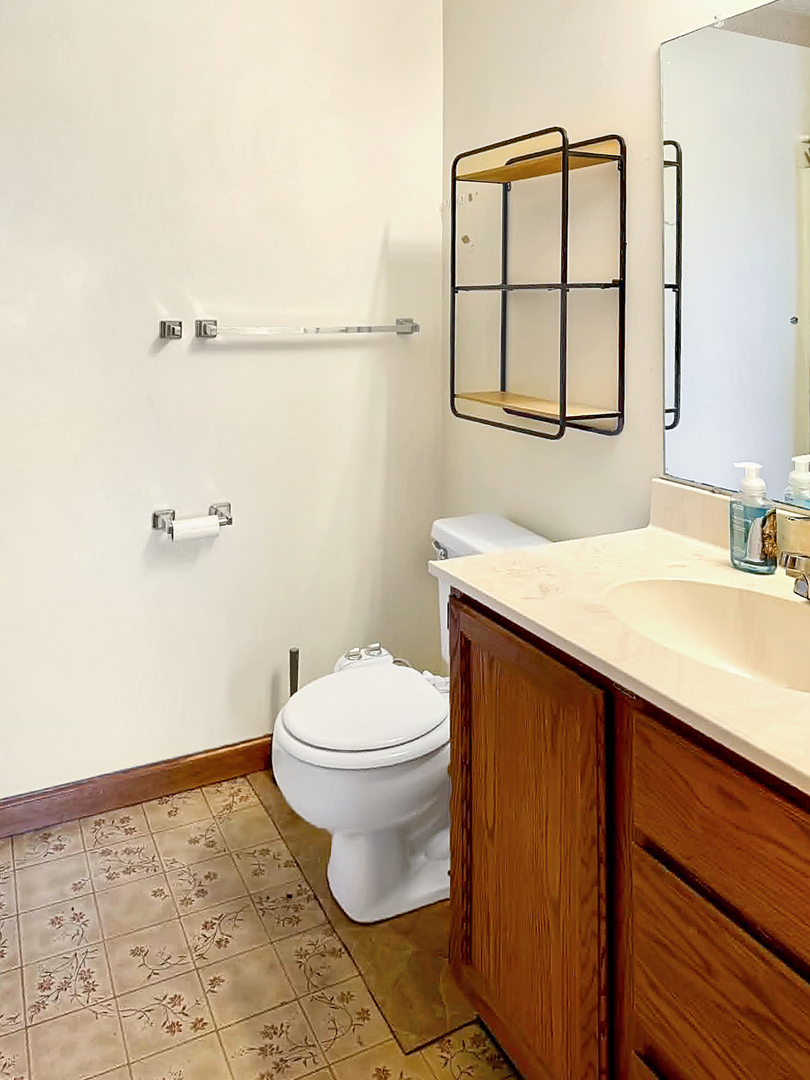 1008 Ascot Drive Property Photo 25