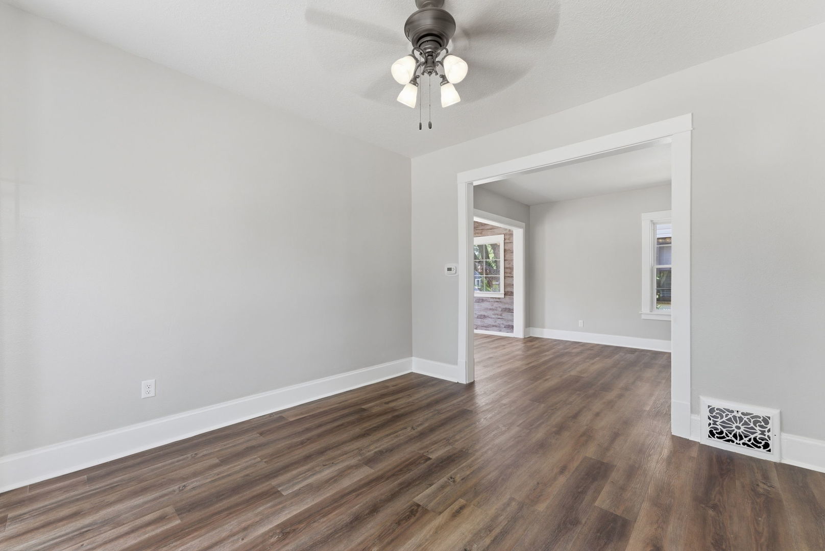 940 Jones Street Property Photo 15