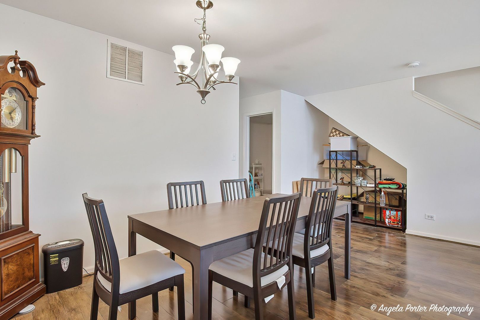 1090 Piccolo Lane Property Photo 5