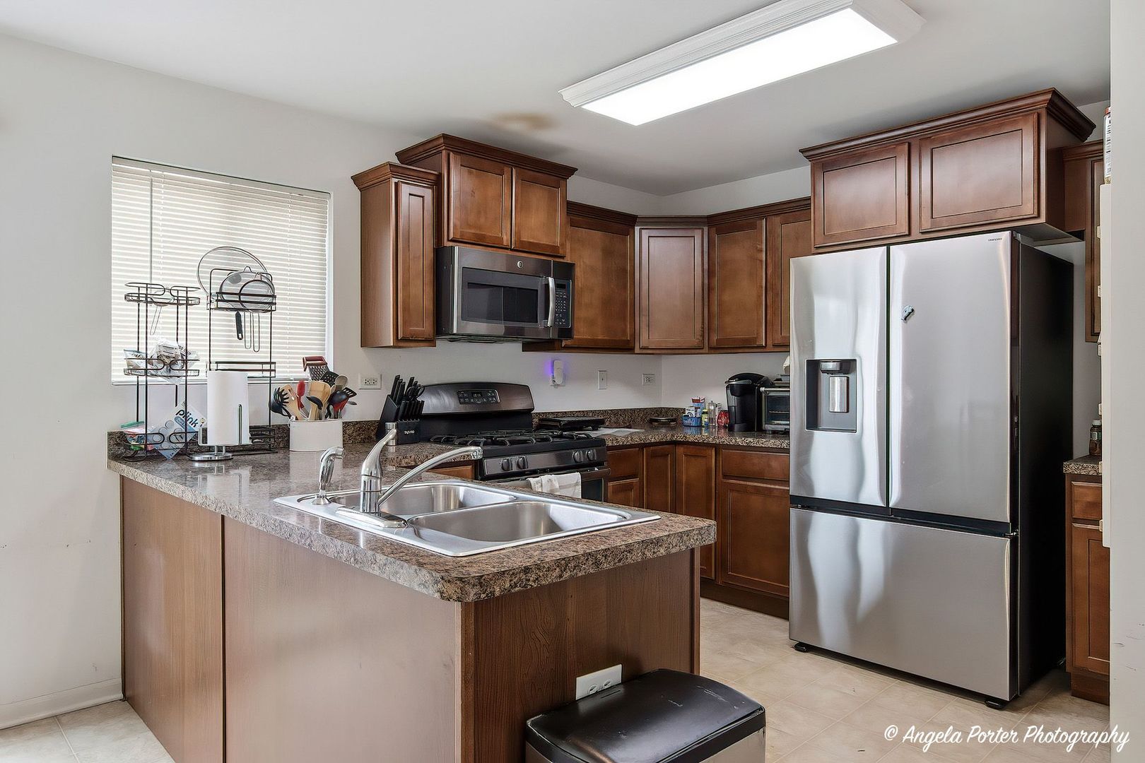 1090 Piccolo Lane Property Photo 7