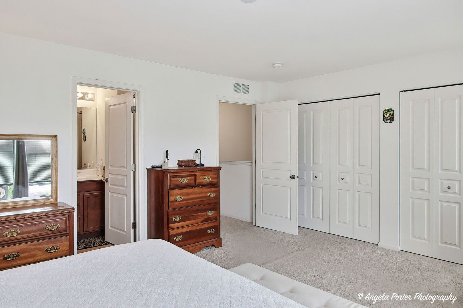 1090 Piccolo Lane Property Photo 13