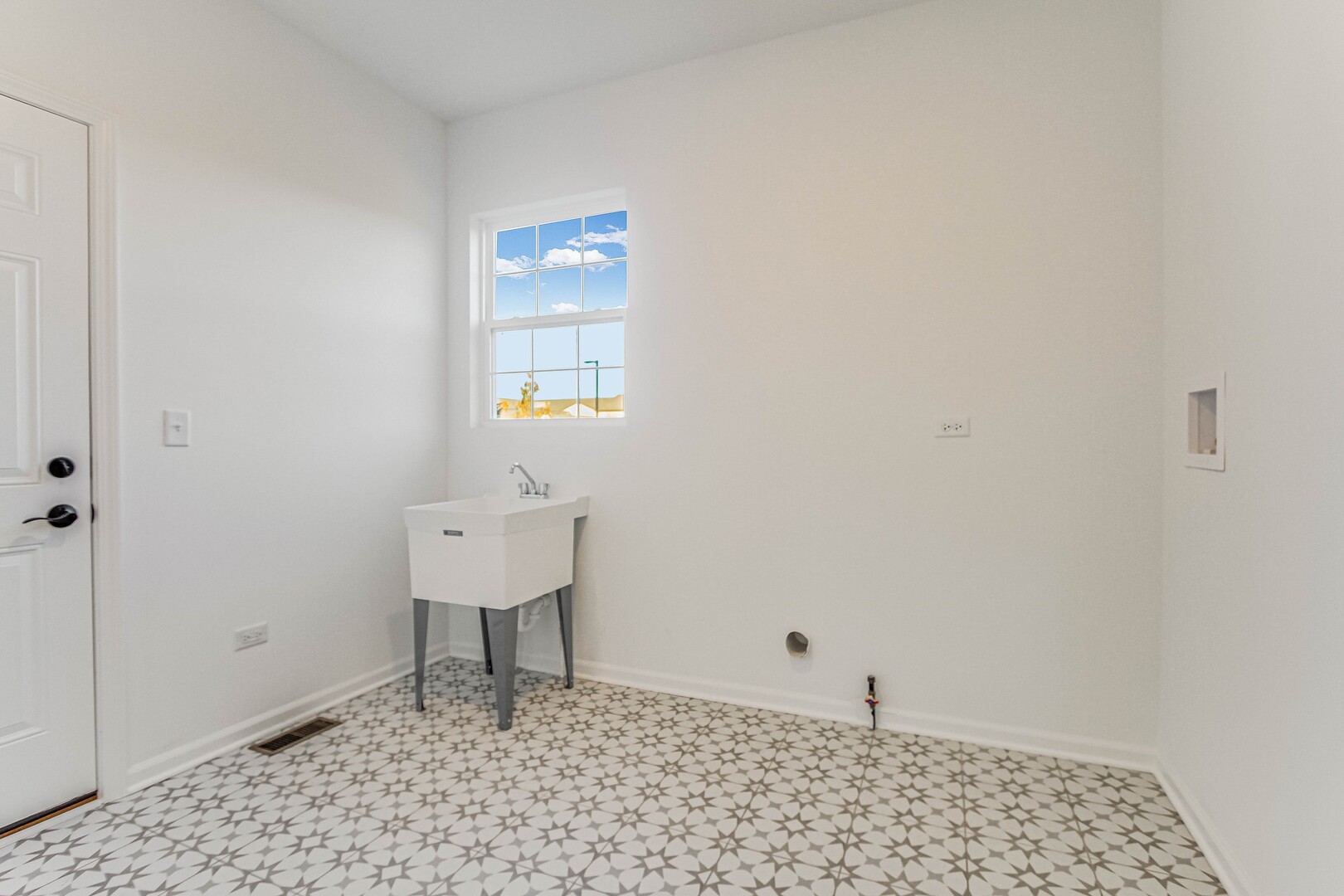 10902 Chadsey Circle Property Photo 11