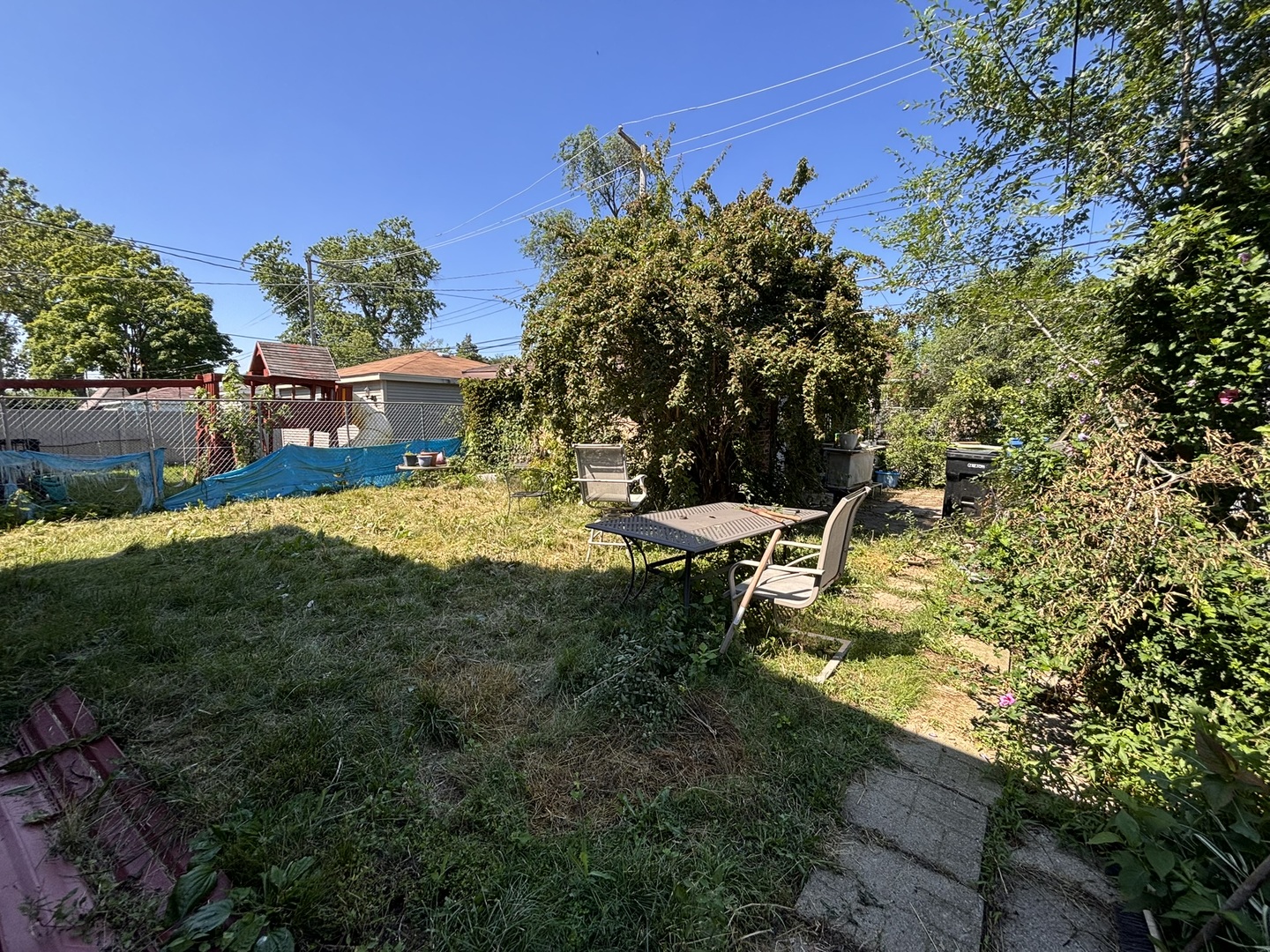 7646 S Merrill Avenue Property Photo 3