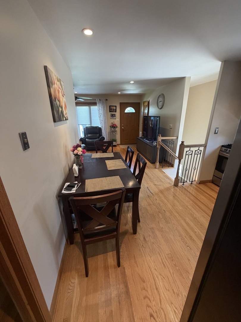 3442 Prairie Avenue Property Photo 10