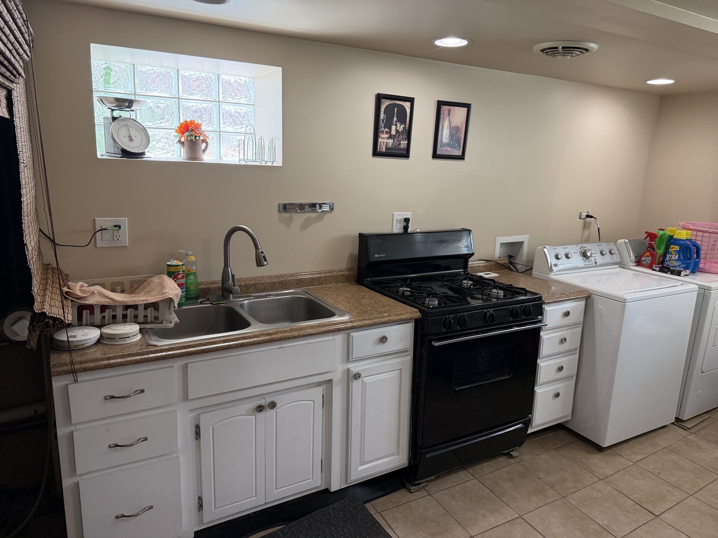 3442 Prairie Avenue Property Photo 16