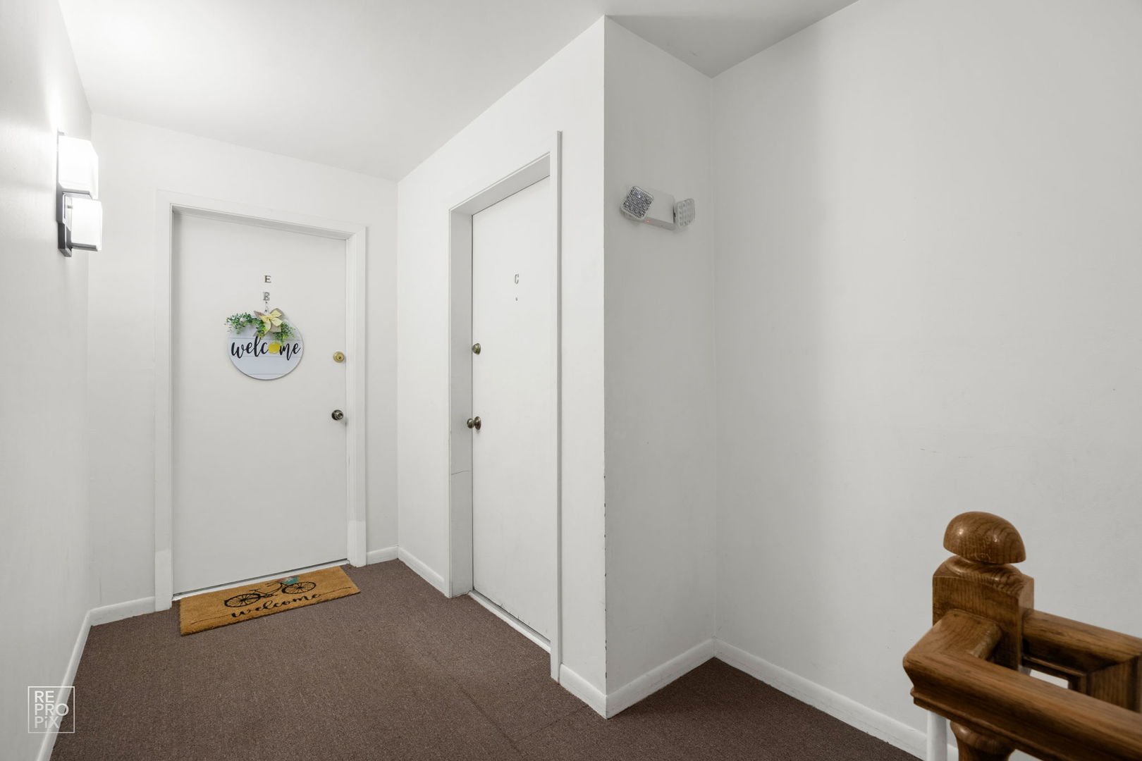 156 W Golf Road E Property Photo 3