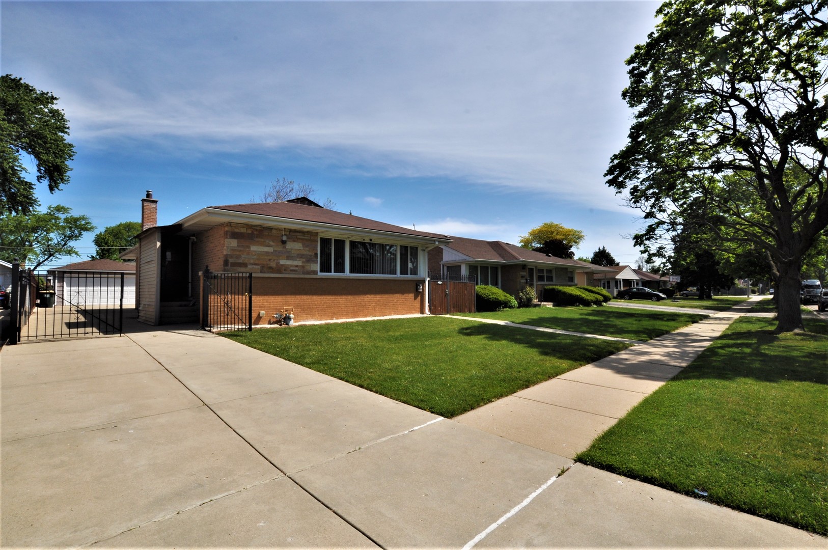 7226 W Conrad Avenue Property Photo 1
