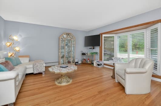 2936 Sunnyside Avenue Property Photo 3
