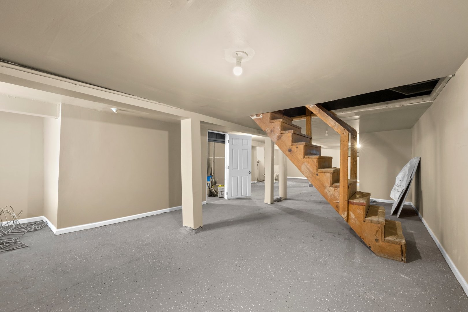7842-7844 S Union Avenue Property Photo 10