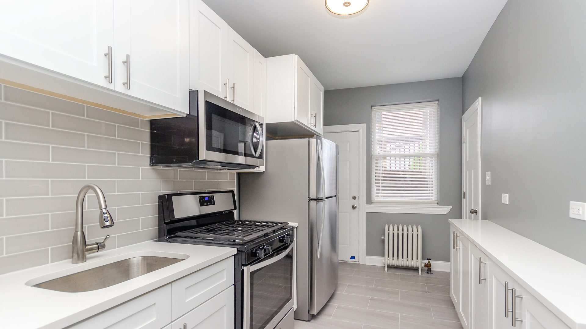 1509 N Avers Avenue Property Photo 9