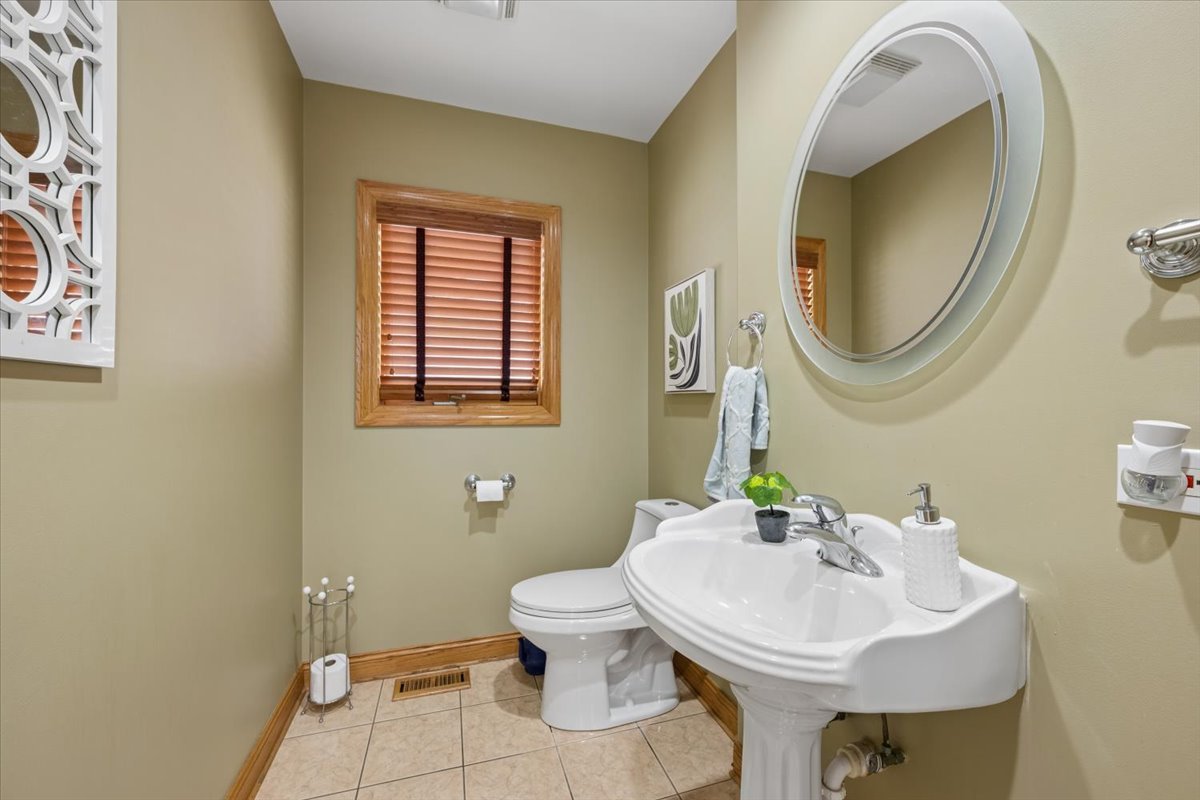 8317 W Ballard Road Property Photo 10