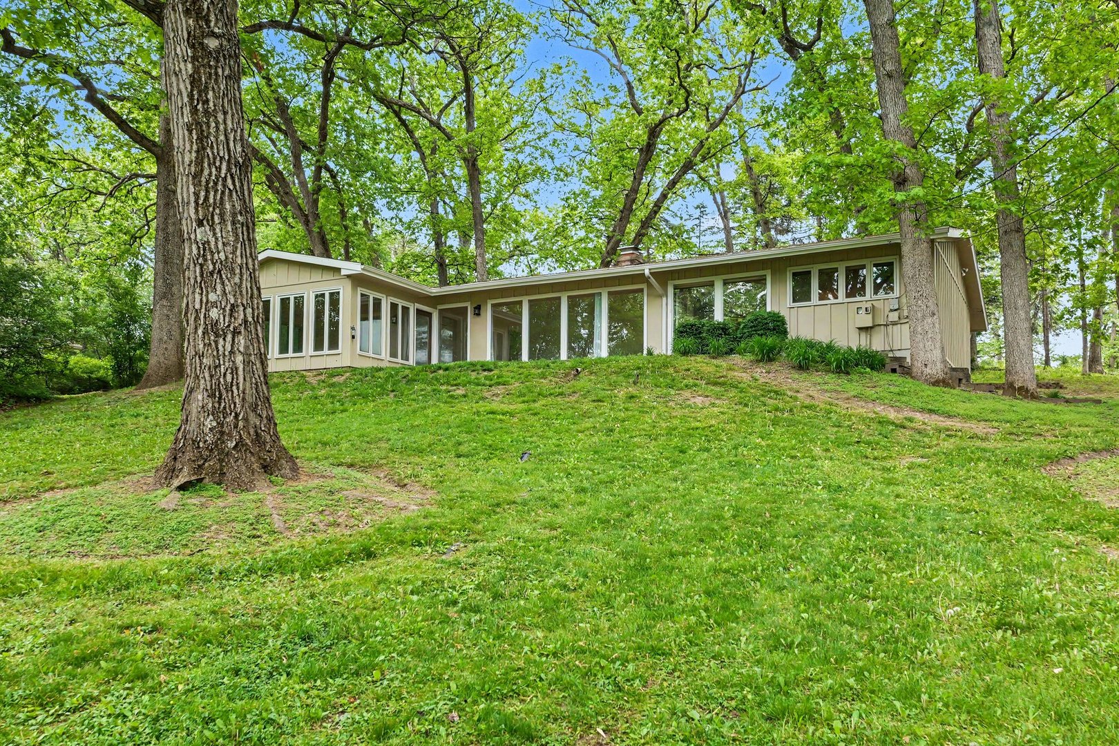 61 Timberlake Road Property Photo 1