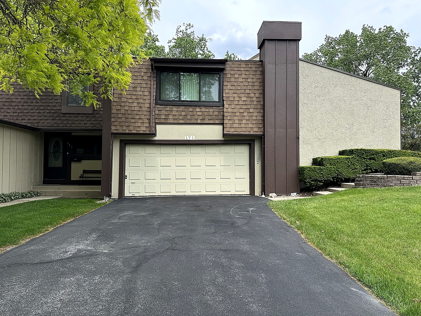 171 Cascade Drive Property Photo 1