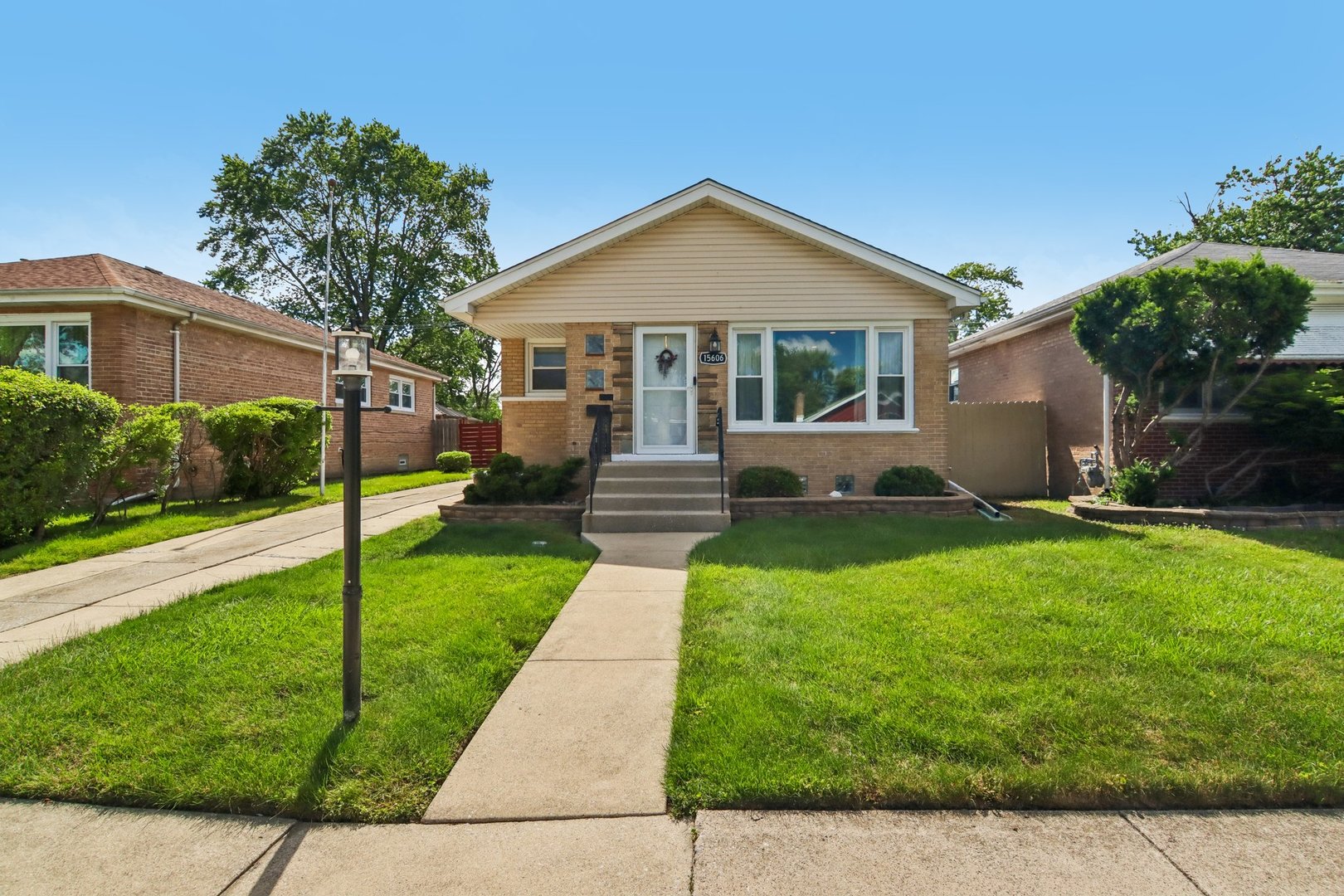 15606 Ingleside Avenue Property Photo 1