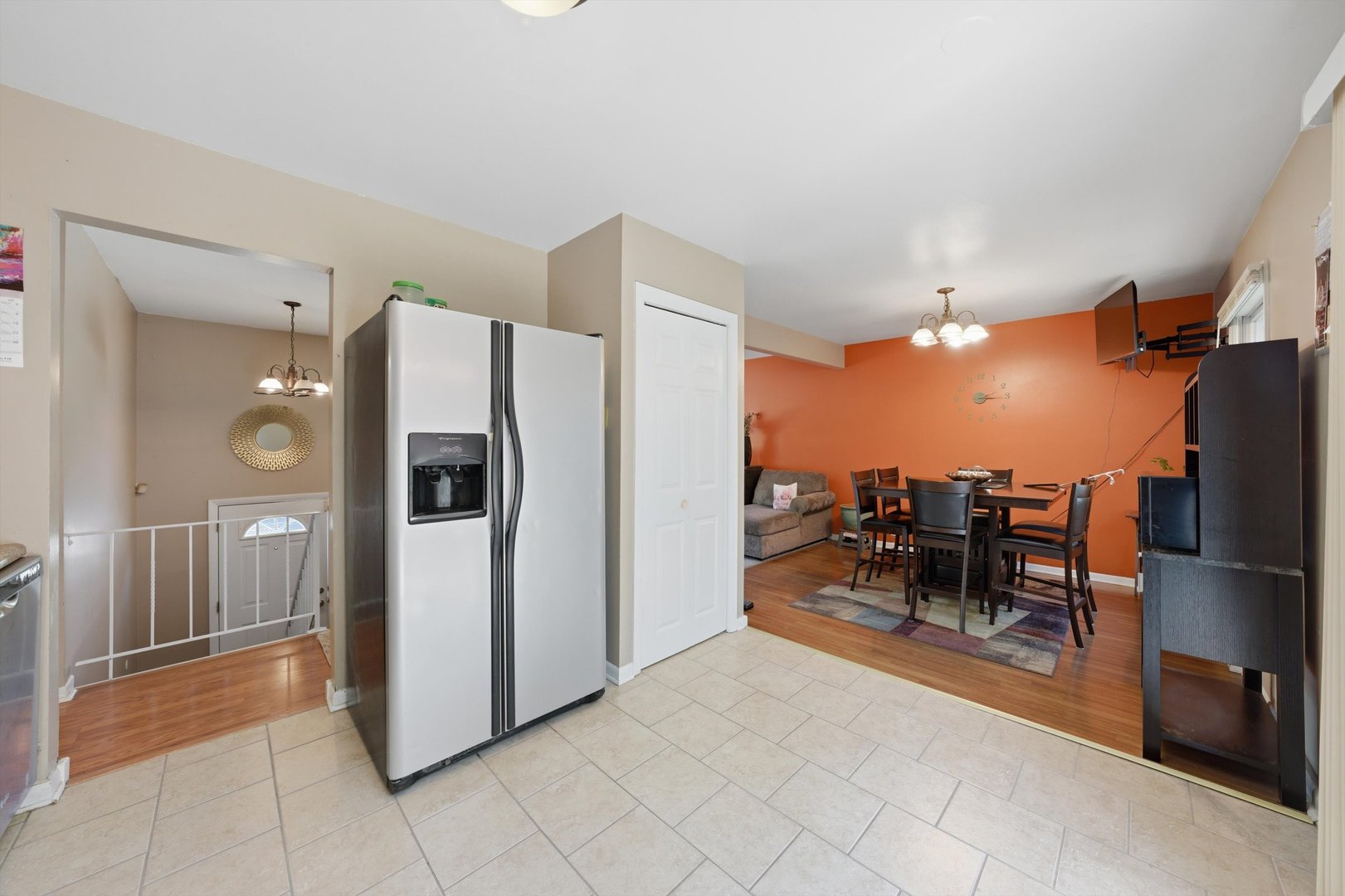 5101 Riverside Drive Property Photo 8