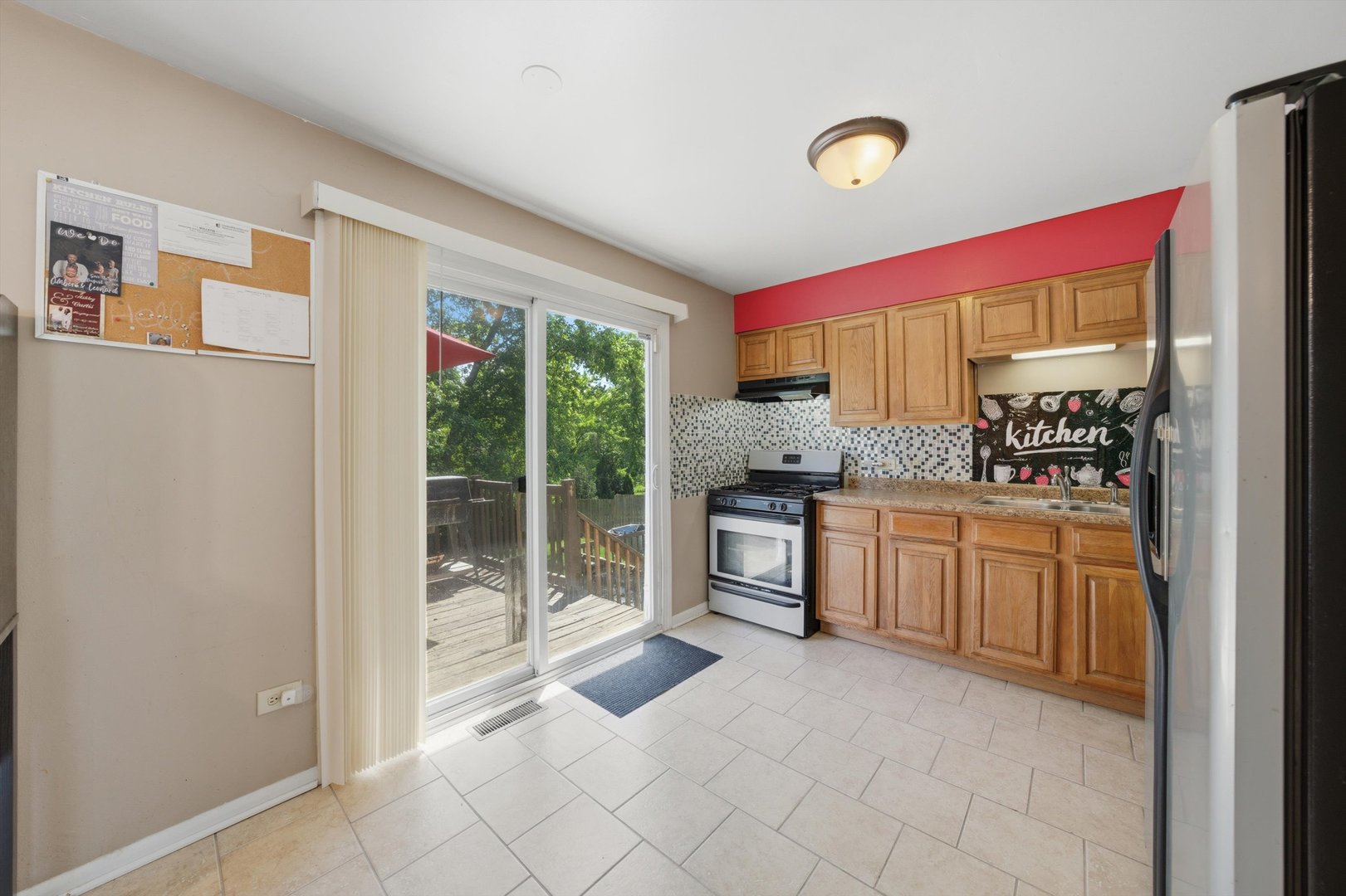5101 Riverside Drive Property Photo 10