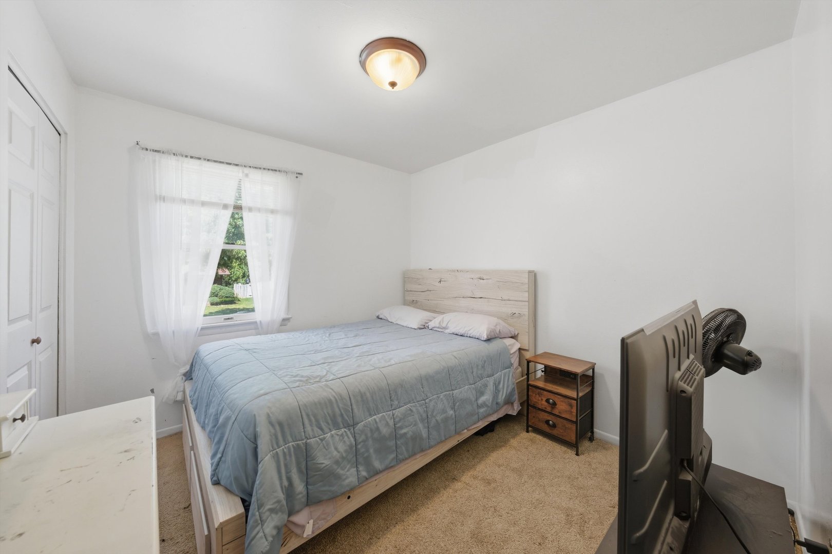 5101 Riverside Drive Property Photo 12