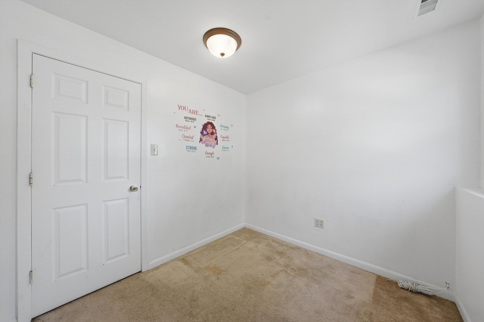 5101 Riverside Drive Property Photo 15