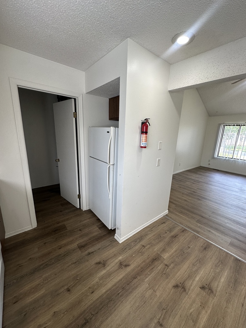 906 Pomona Drive 906 Property Photo 6