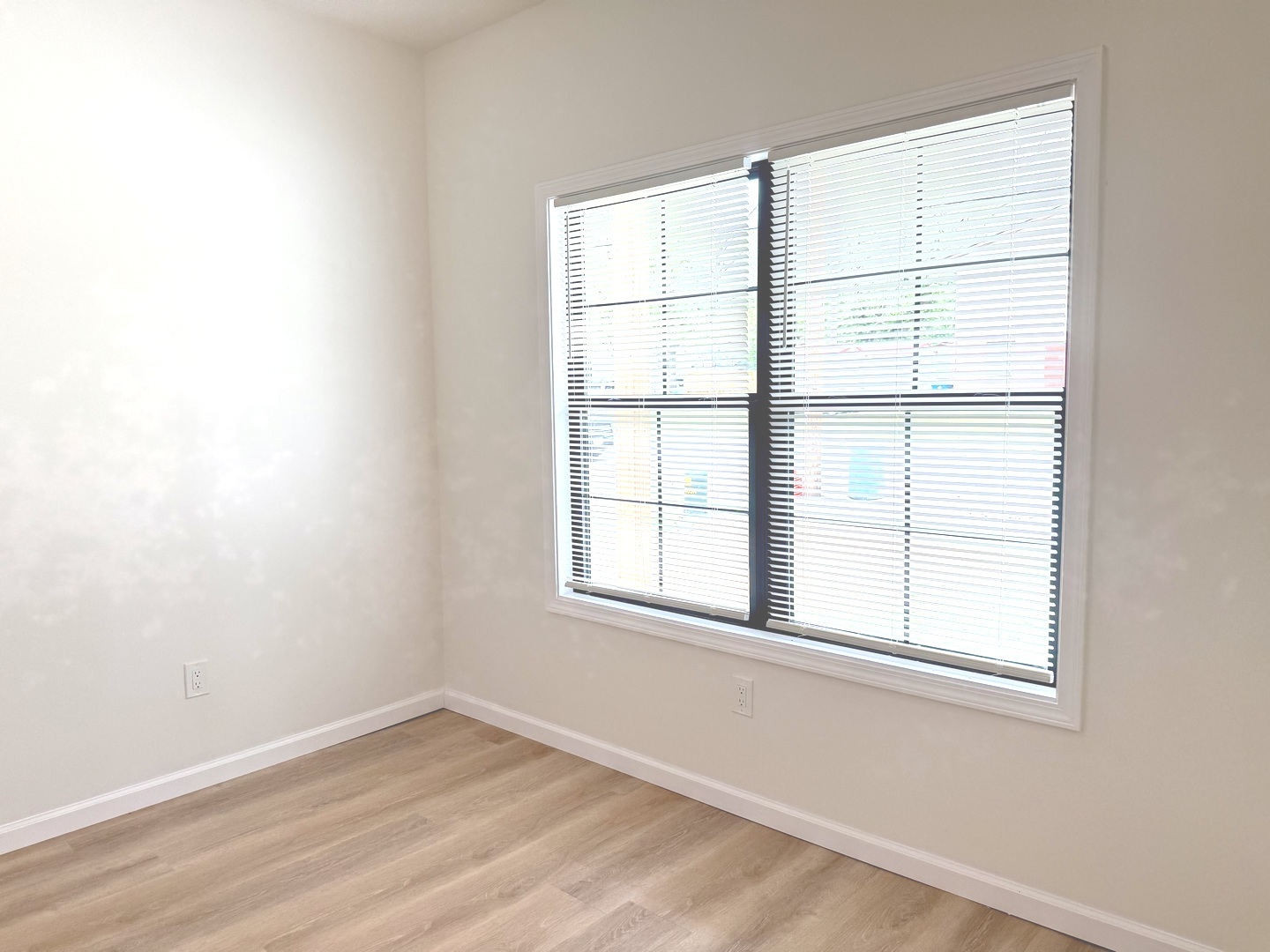 1108 Midway Court Property Photo 17