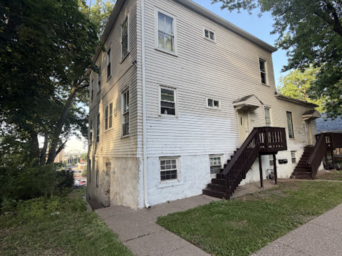 511 W 6th Street Property Photo 2