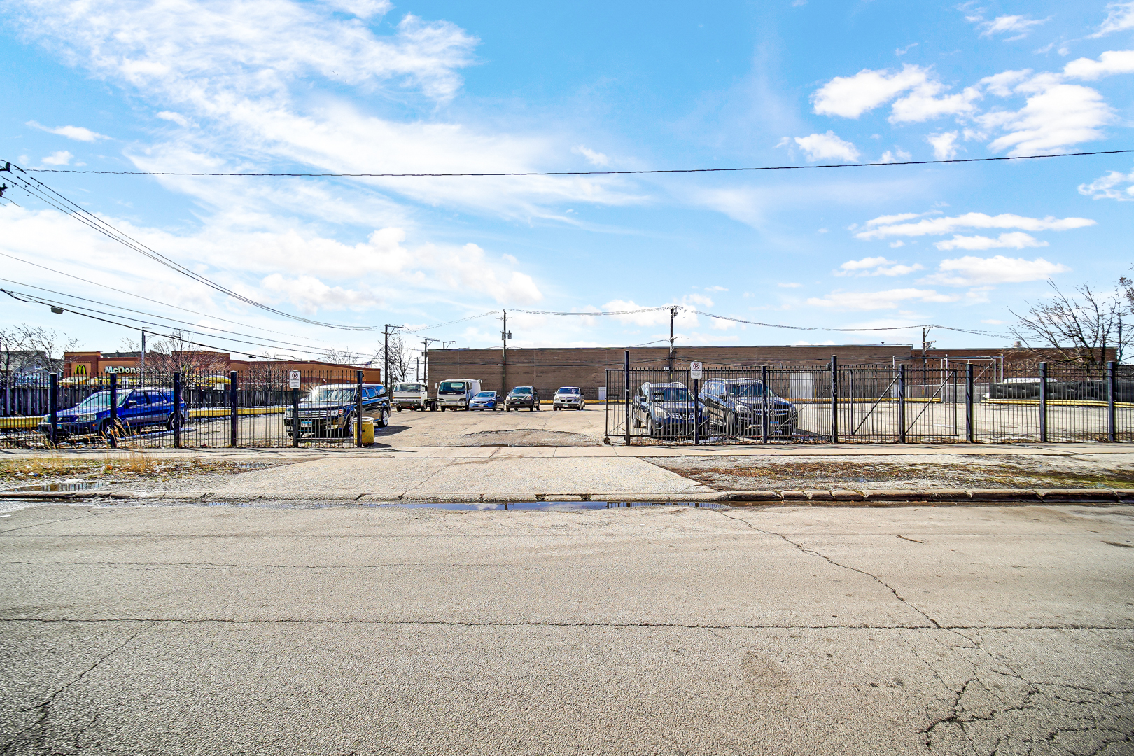 1620-32 N Lowell Avenue Property Photo 3