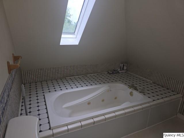 303 N Washington Property Photo 16