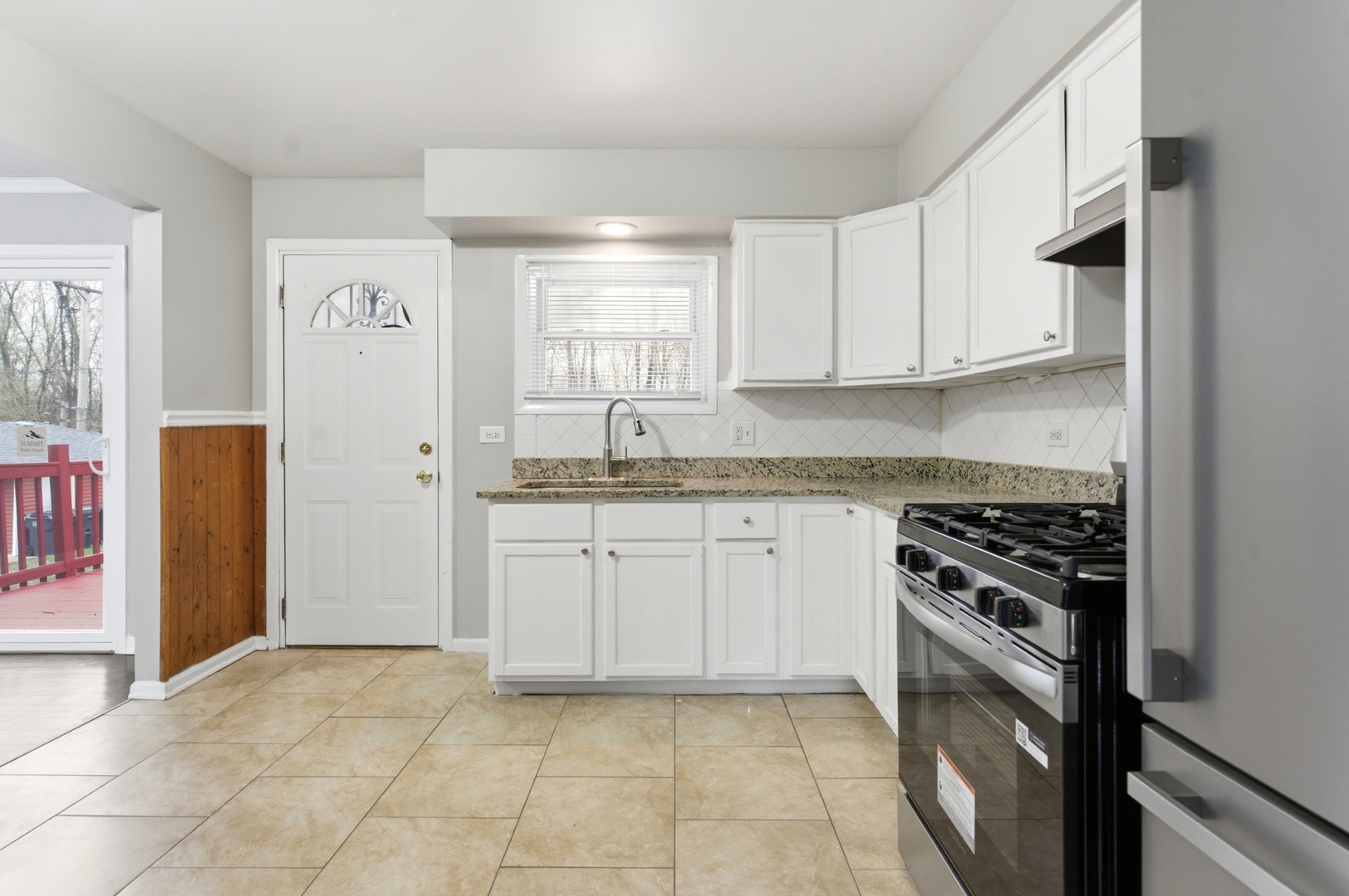 15217 Waterman Drive Property Photo 8