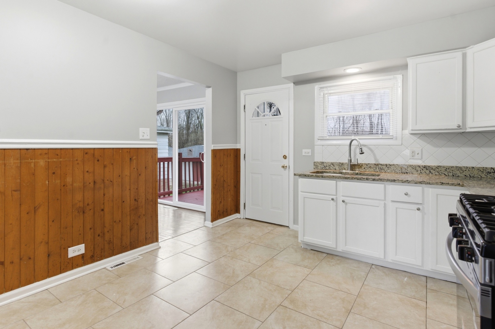 15217 Waterman Drive Property Photo 9