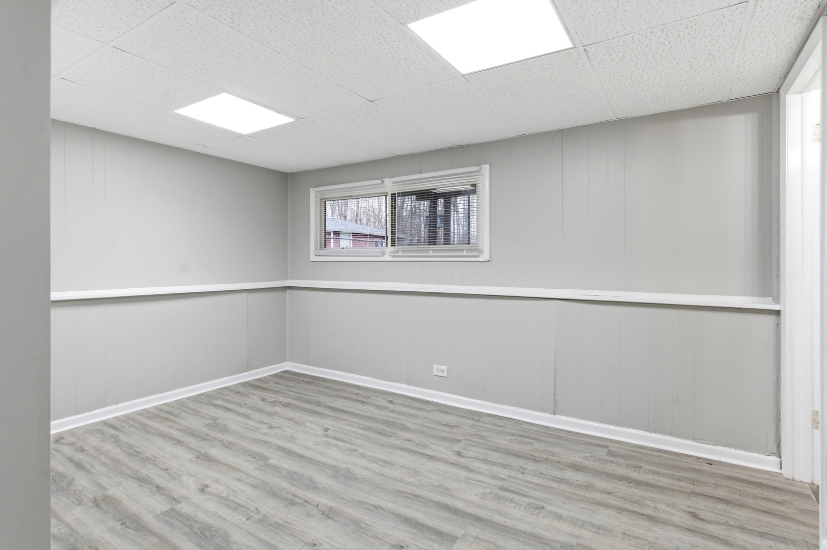 15217 Waterman Drive Property Photo 17