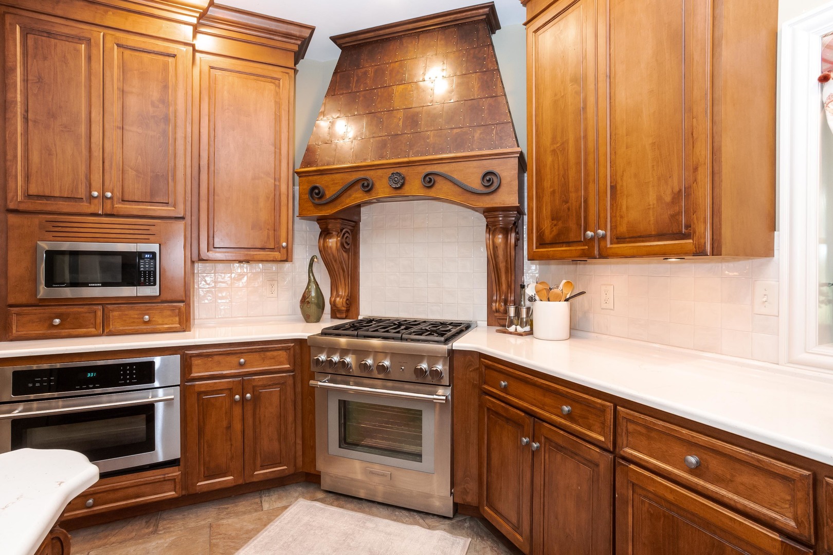 4 Bohrer Court Property Photo 17