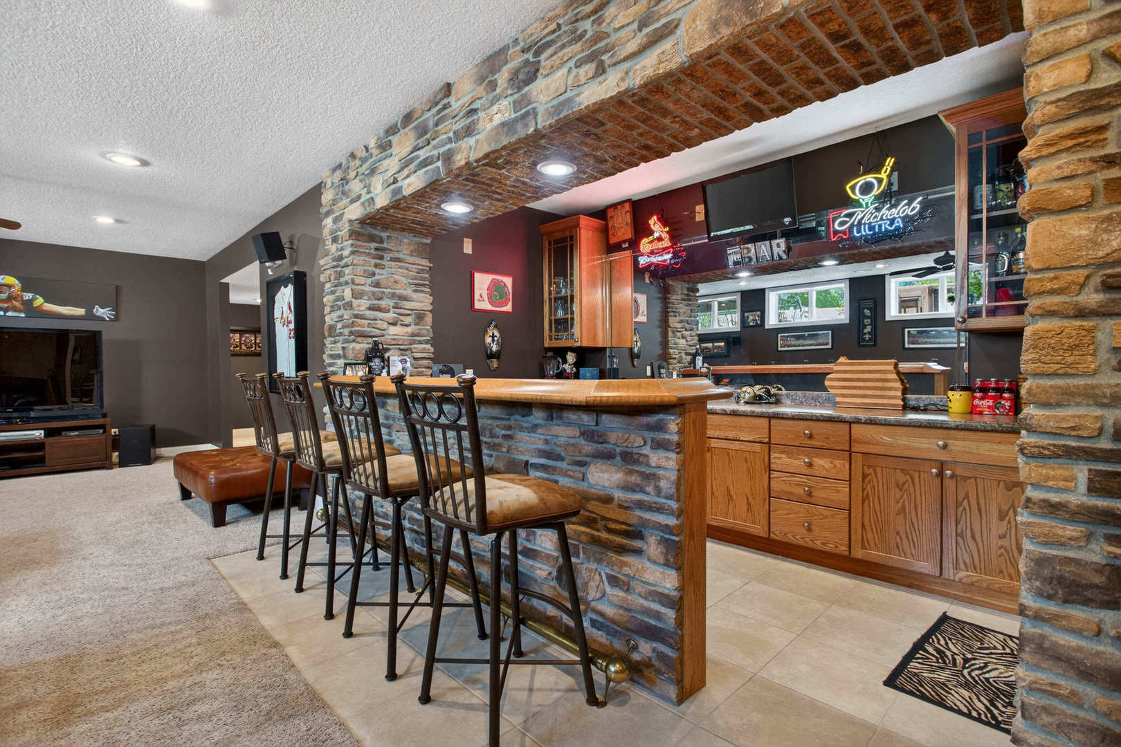 920 Rustic View Court Property Photo 45