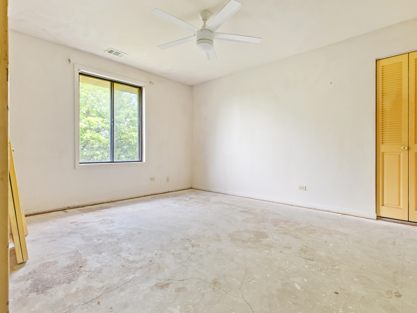 709 79th Street 404 Property Photo 14