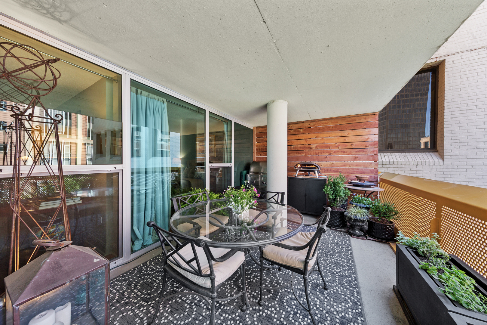 1580 Sherman Avenue 606 Property Photo 12