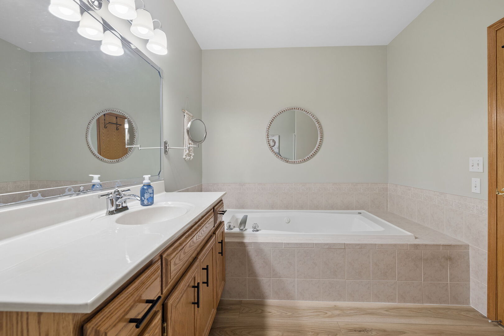 6321 Pine Ridge Court 3a Property Photo 17
