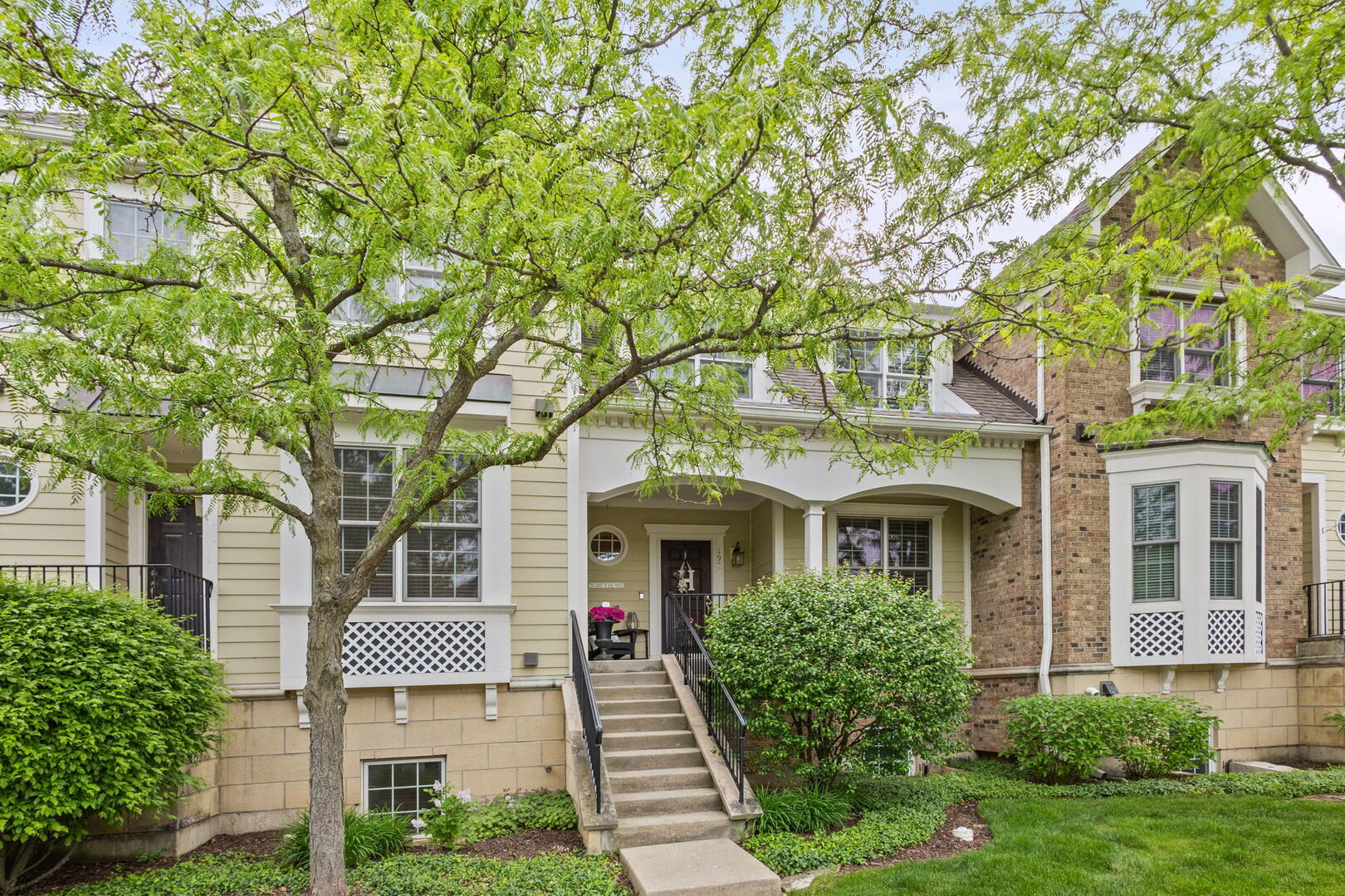 1907 Lynn Circle Property Photo 1