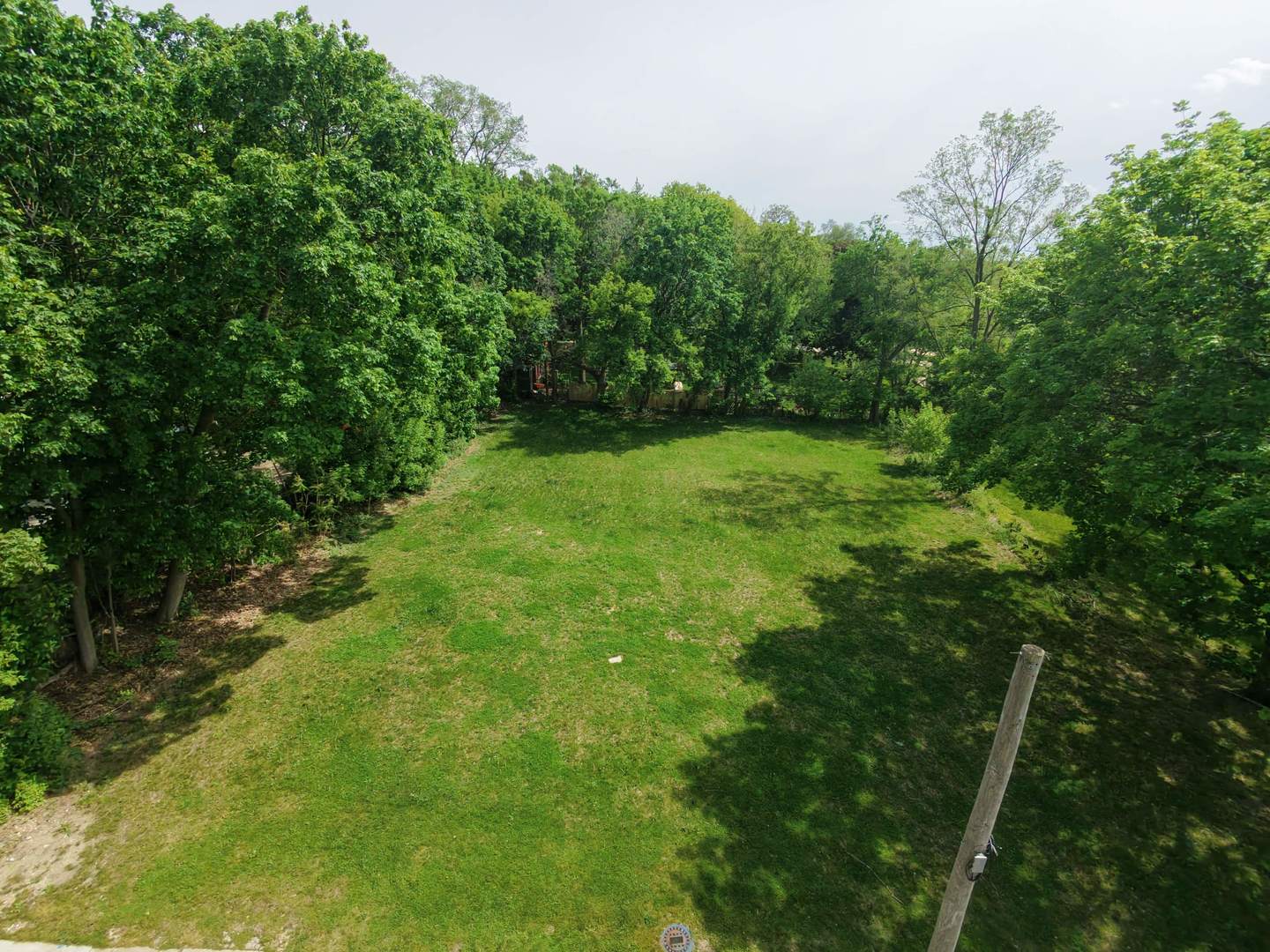 410 Barrington Avenue Property Photo 4