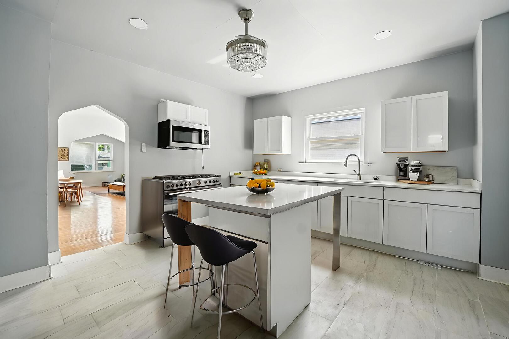 307 E 136th Place Property Photo 13