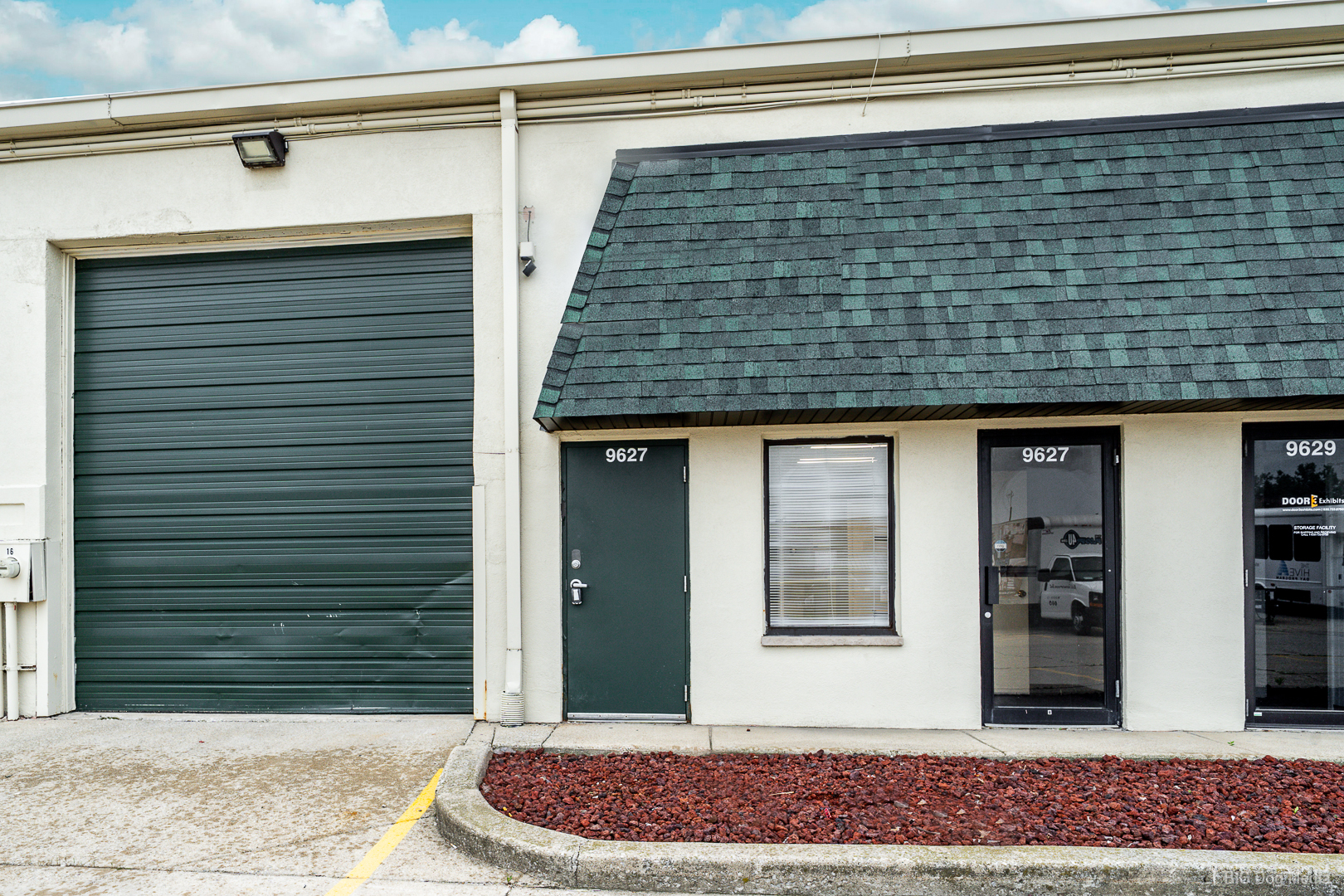 9627 194th Place Property Photo 1