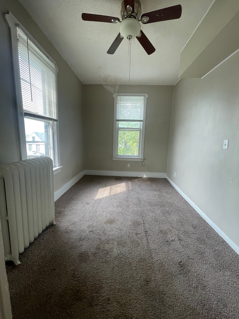 2824 8th Avenue Property Photo 4