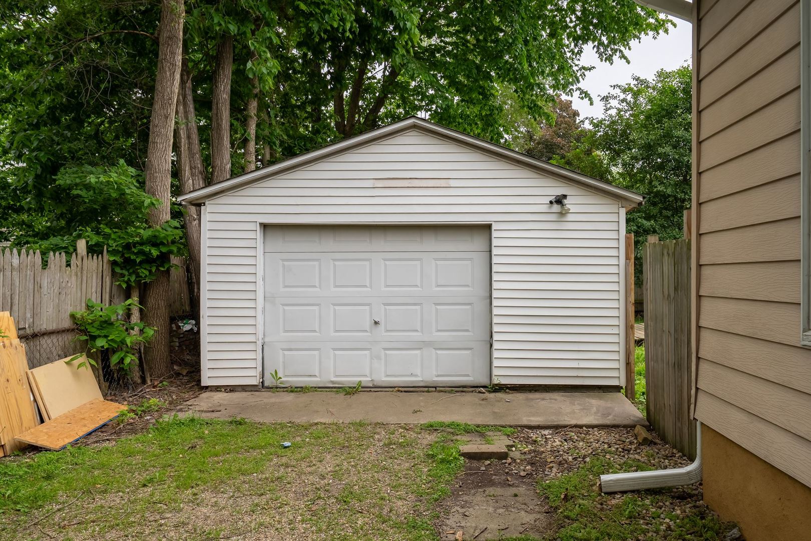 1210 N Madison Street Property Photo 25